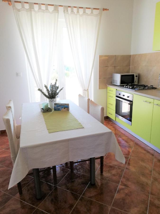 נין Apartment Anzotika מראה חיצוני תמונה